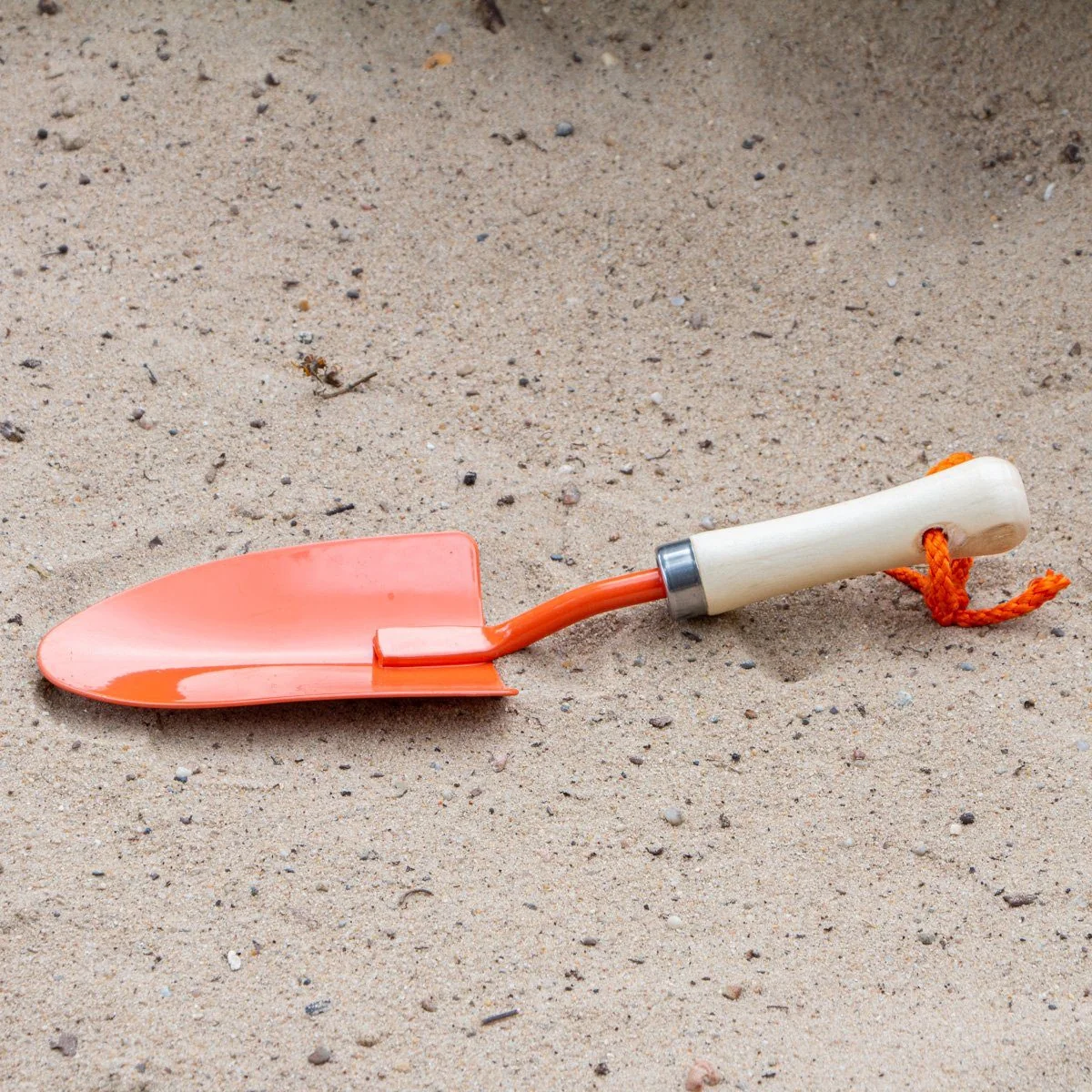 ANTIKAS Kinderschaufel Schippe aus Eisen orange für den Garten